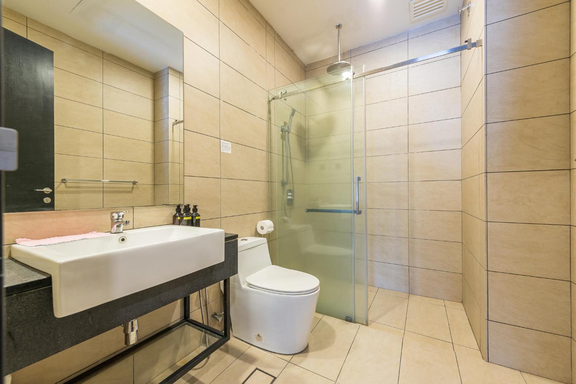 Opus Residences By Centurypro Aparthotel