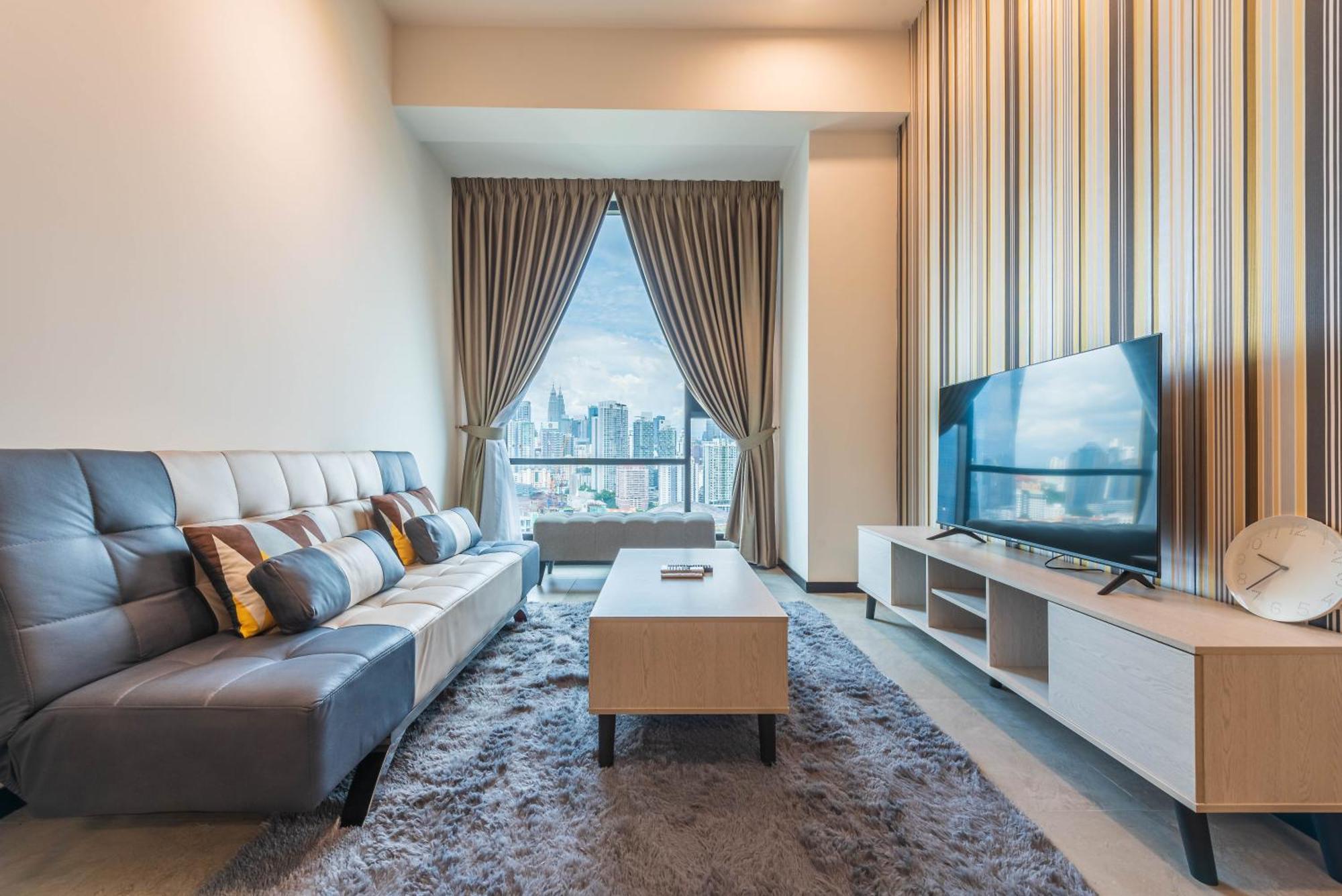 Aparthotel Opus Residences By Centurypro *